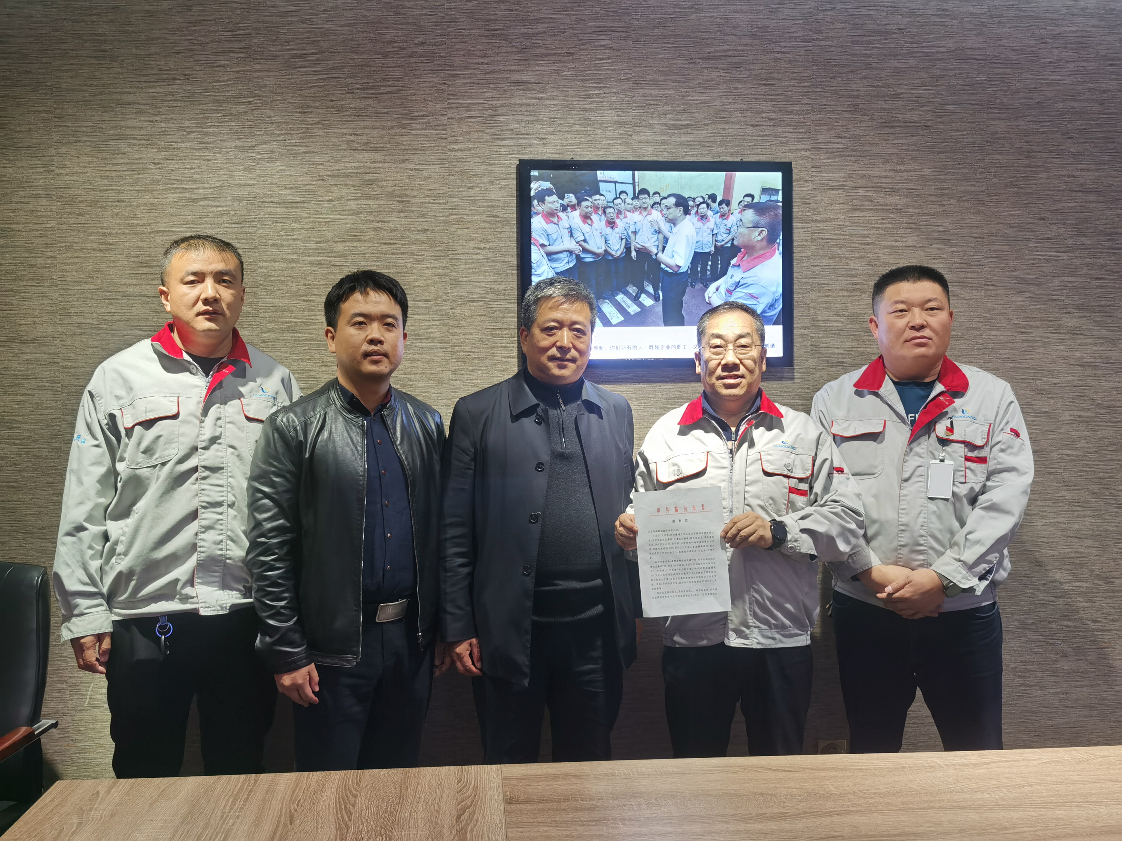 e893d9ee246aa6c3c9aab48a44d9f1f.jpg e893d9ee246aa6c3c9aab48a44d9f1f.jpg